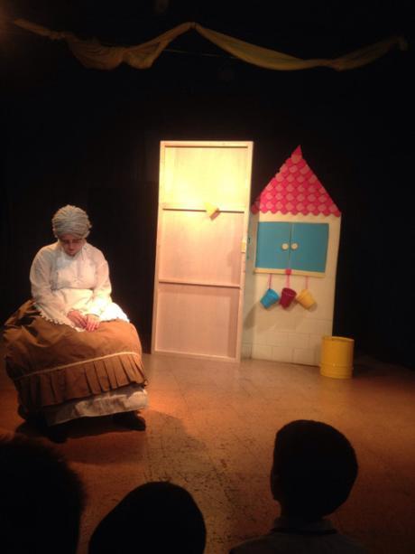 Teatro para niños: La biblioteca de los Ratones Teatro para niños: La biblioteca de los Ratones