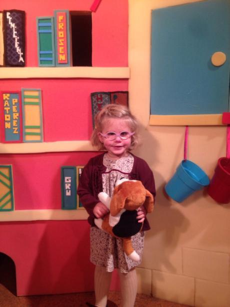 Teatro para niños: La biblioteca de los Ratones Teatro para niños: La biblioteca de los Ratones