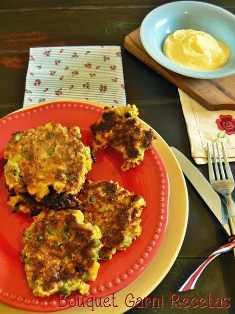 Buñuelos de verduras, harina de garbanzos y avena (sin huevos y sin frituras)