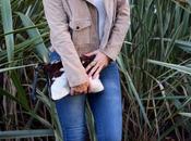 Blucher shoe with jeggins