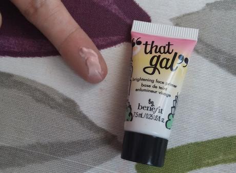 That Gal y Some Kind-A Gorgeous de Benefit: Decepción