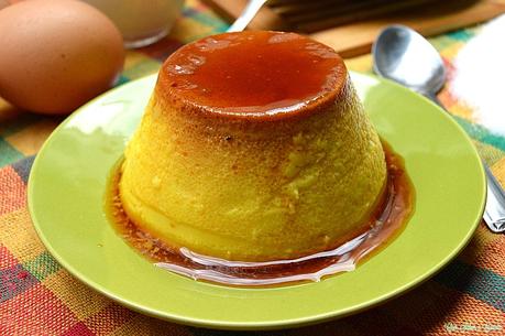Flan de huevo tradicional