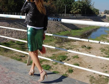 pAILLETTES + pELUCHIN + bIKER #nOUNIFORMES pAILLETTES + pELUCHIN + bIKER #nOUNIFORMES