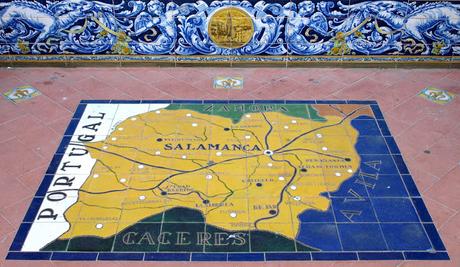 Los bancos de la Plaza de España (45): Salamanca.