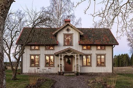 Navidad rústica decorada en Rojo