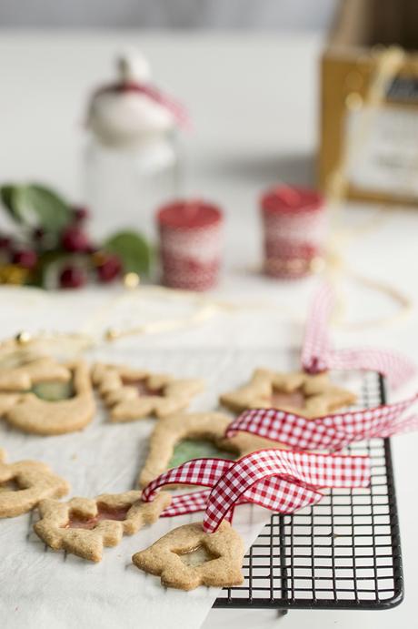 GALLETAS VIDRIERA PARA EL ÁRBOL DE NAVIDAD, UNA ALTERNATIVA  PARA DECORAR EL ÁRBOL DIFERENTE