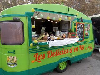 Paseando por los foodtrucks del Foodie Fest en Castellón. 2015