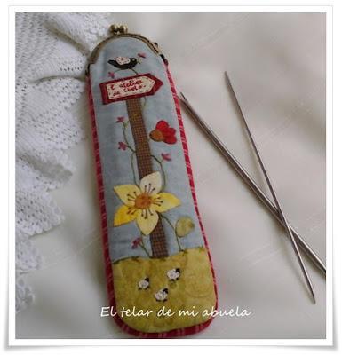 FUNDA CON BOQUILLA, NECESERES Y BOLSO DE Gail Pan.