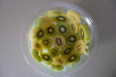 Receta para niños con kiwis Zespri: BALÓN DE NATA Y KIWIS