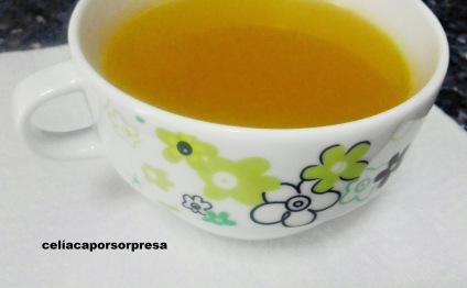 CALDO CASERO DE VERDURAS (olla exprés) caldo-de-verduras