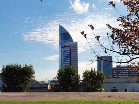 Una ruta por el Montevideo menos turístico: Palacio Legislativo, Torre Antel, MAM y Barrio Reus