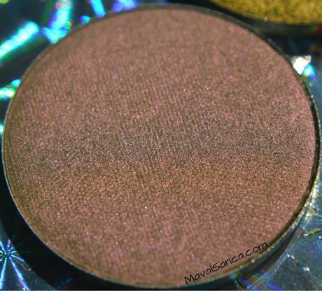 Mi estreno con NABLA: Sombras de ojos - Madreperla, Interference y Citron. Mi estreno con NABLA: Sombras de ojos - Madreperla, Interference y Citron.