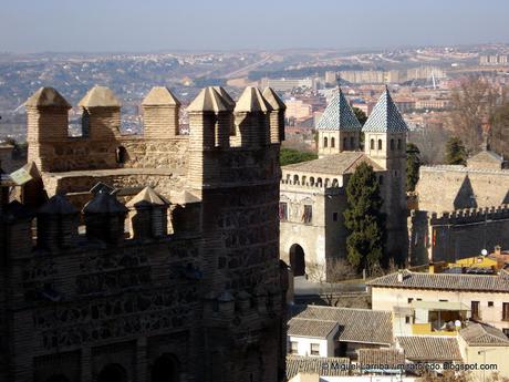 Admirable puerta del Sol