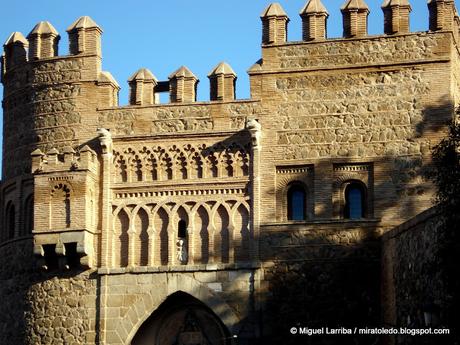 Admirable puerta del Sol