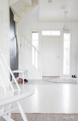 Blanco Rustico en Apartamento Remodelado