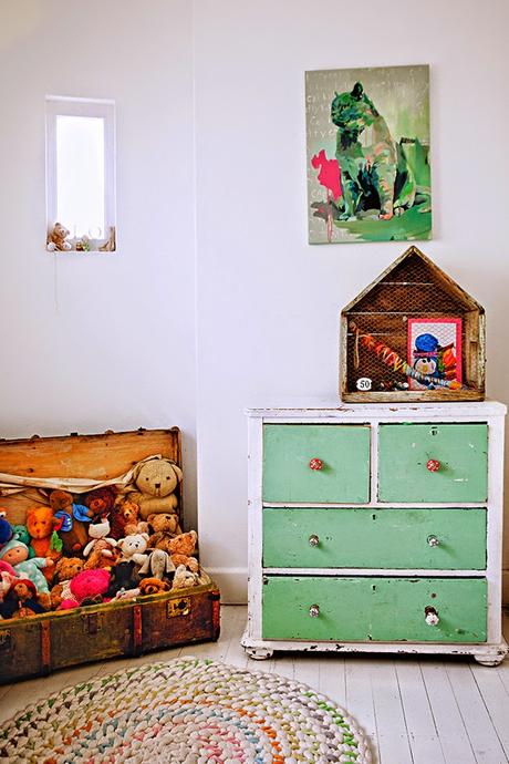 VIEJOS BAULES Y ANTIGUOS CAJONES, SOLUCIONES DE ALMACENAJE CON MUCHO PESO...