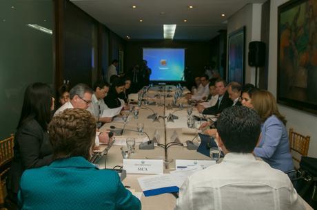 Reunion_SICA_ElSalvador_MigrantesCubanos_24Nov2015_RCS_9858