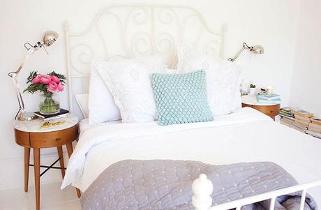 ANTES Y DESPUÉS: Como decorar un dormitiorio LOW COST actual y romántico