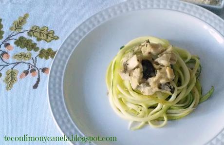 TALLARINES DE CALABACIN CON BOLETUS Y ALBAHACA