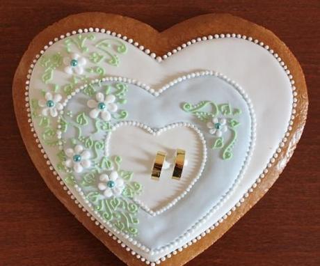 gingerbread_gift_heart_for_wedding