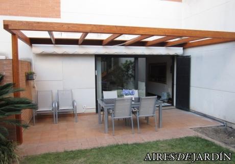 Cinco ideas para decorar tu pérgola de madera