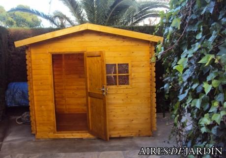 INSTALACIÓN CASETA DE MADERA NILO POR NUESTRO CLIENTE SR. PASCAL DE L'ESCALA (GIRONA) 