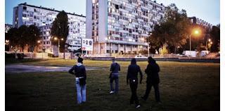El terrorismo de las armas y de las ideas. Reflexiones que propicia el profesor José Ignacio Torreblanca El terrorismo de las armas y de las ideas. Reflexiones que propicia el profesor José Ignacio Torreblanca