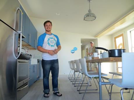 Interior de la casa del equipo UC Davis