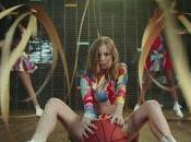 Sexo, amor adolescente celos nuevo vídeo Tame Impalapara 'The Less Know Better'