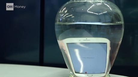 ¿En realidad el iPhone 6S es a prueba de agua?