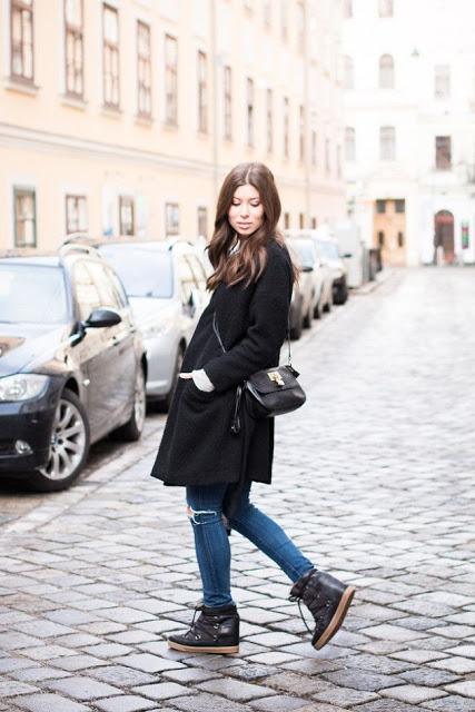 STREET STYLE INSPIRATION; APRÈS SKI BOOTS.-