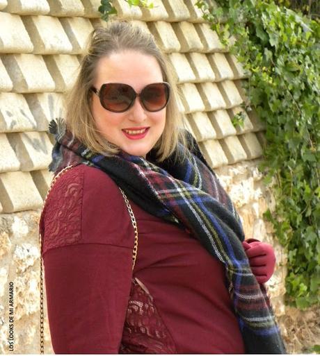 Encaje · Look Curvy http://www.loslooksdemiarmario.com/2015/11/encaje-look-curvy.html