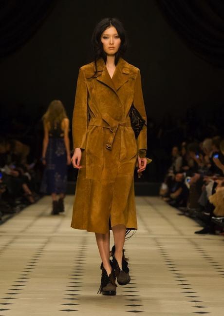 SUEDE, STAY WITH US FOR WINTER SUEDE, STAY WITH US FOR WINTER