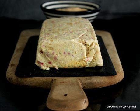 Pastel de Merluza, Huevas de Trucha y Paté de Oricios con Bechamel de Piquillos : #RetoTiaAlia