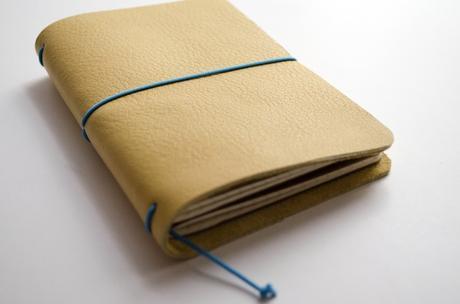 Traveler’s Notebook by Wasel Wasel Pocket Traveler's Notebook en amarillo