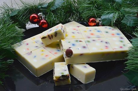 Turrón blanco con lacasitos