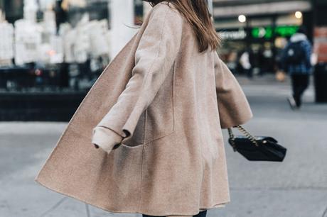 Manhattan-Beige_Cardigan_ASOS-Ripped_Jeans-Billabong_Tee-Superga_Sneakers-Outfit-StreetSTyle-Collage_Vintage-NY-55