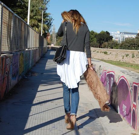 fALDOTAS + rIPPED jEANS #nOUNIFORMES