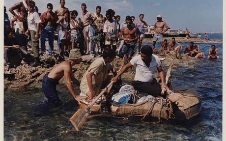 EL ÉXODO DE LOS CUBANOS: CAUSAS Y EFECTOS EL ÉXODO DE LOS CUBANOS: CAUSAS Y EFECTOS