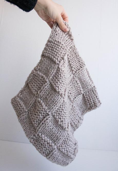 patron cuello damero