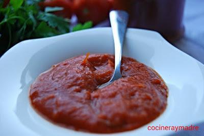 Parte IV / Todo rojo, con tomates / Especial Salsas Parte IV / Todo rojo, con tomates / Especial Salsas