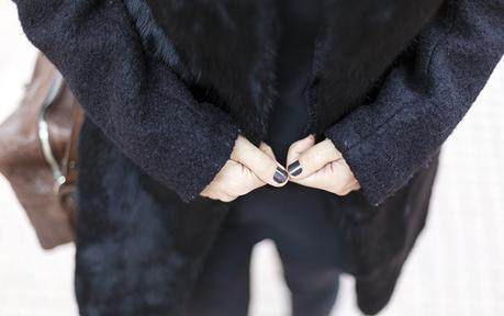 PATENT LEATHER SHOES