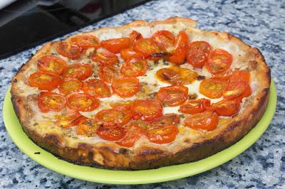 Quiché de pera, mozarella y cherrys