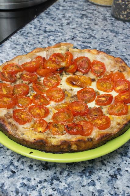 Quiché de pera, mozarella y cherrys