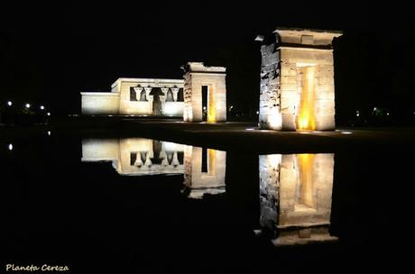 El Templo de Debod por la noche