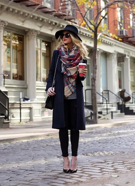 Prenda plaga: bufanda de cuadros