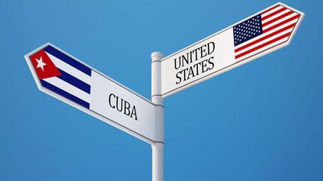 EE.UU. COMUNICA A LA HABANA QUE MANTENDRÁ LA LEY DE AJUSTE CUBANO