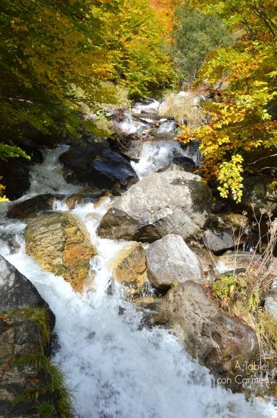 Del Embalse de La Sarra al Ibón de Respomuso, en el Valle de Tena