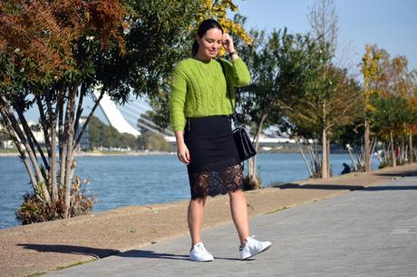 Outfit | Green sweater