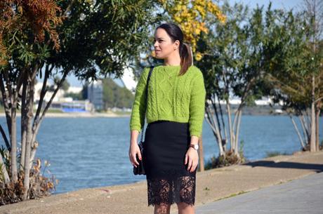 Outfit | Green sweater